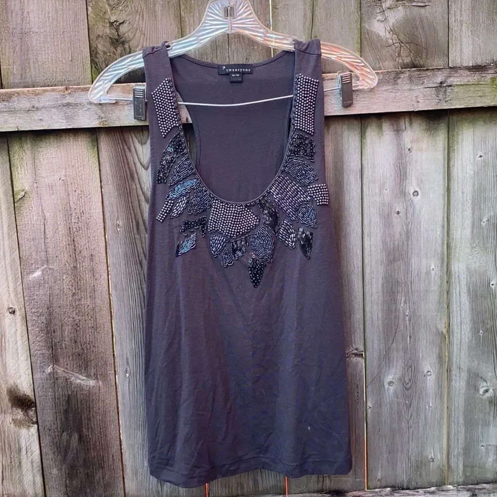Forever 21 bedazzled tank top sz. M